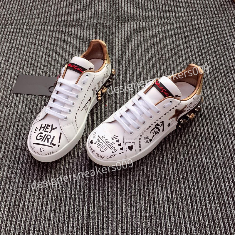 2022 Designer Sneakers Men Real Leather Shoes Lace-up Runner Trainers Mesh Suede Casual Flat-shoes Black White
2022 Designer Sneakers Men Real Leather Shoes Lace-up Runner Trainers Mesh Suede Casual Flat-shoes Black White