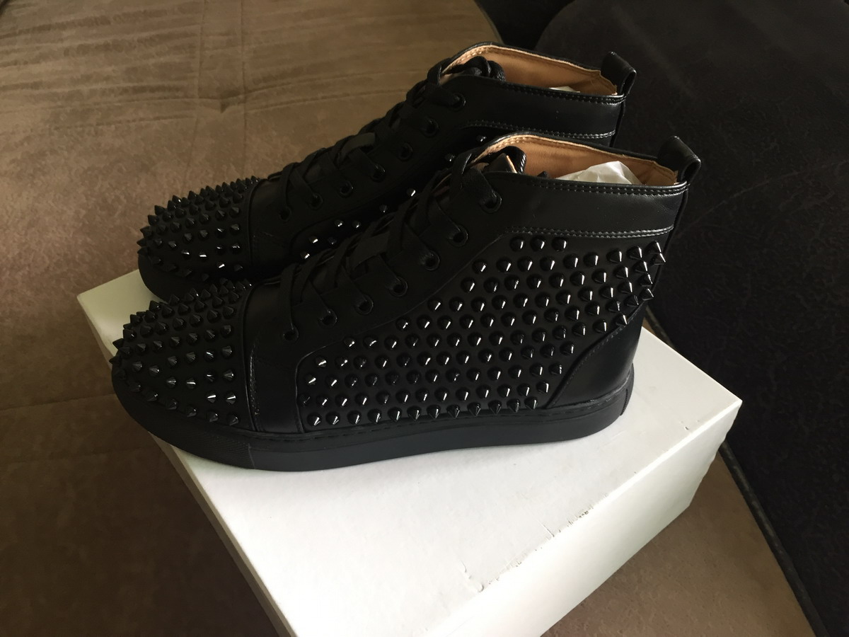 New Womens Mens Boots Studded Spikes fashion Red suede leather Mens Womens flat bottoms shoes Party Lovers Sneakers size 36-47 with box
New Womens Mens Boots Studded Spikes fashion Red suede leather Mens Womens flat bottoms shoes Party Lovers Sneakers size 36-47 with box