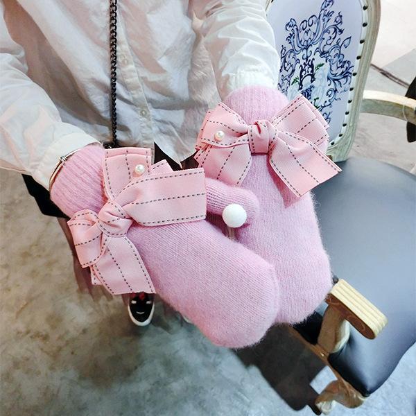 Fashion Gloves Women Eldiven Guantes Mujer Hiver Femme Guanti Donna Literary Temperament Bowknot Cute Full Finger Wool 2020
Fashion Gloves Women Eldiven Guantes Mujer Hiver Femme Guanti Donna Literary Temperament Bowknot Cute Full Finger Wool 2020