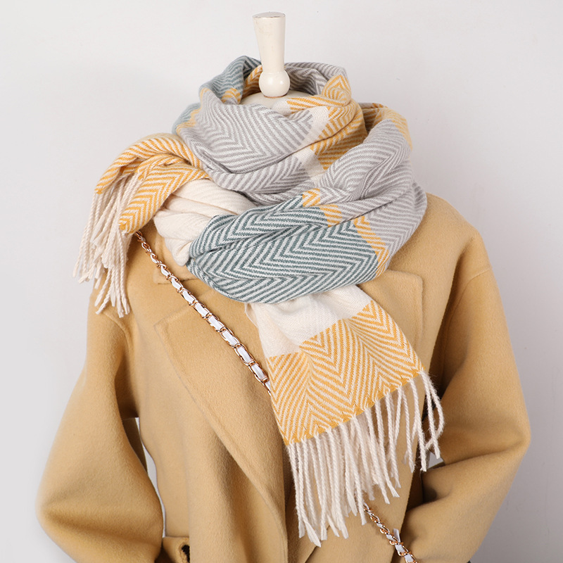 2020 striped new winter printed female scarf pashmina hijab xales involves warm cashmere scarves
2020 striped new winter printed female scarf pashmina hijab xales involves warm cashmere scarves