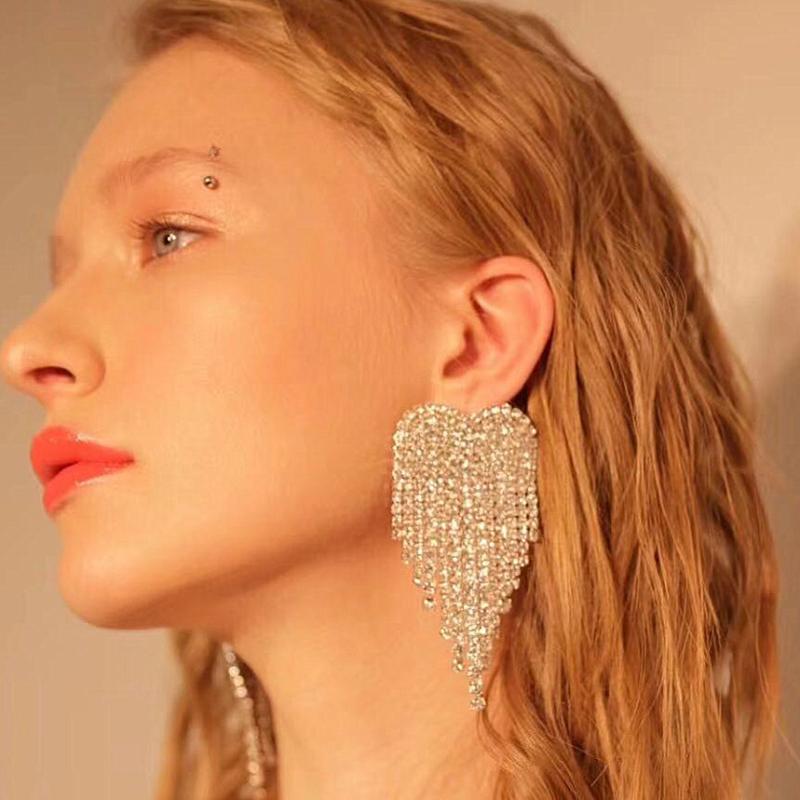 Big Brand Shiny Colorful Rhinestone Long Chain Charm Dangle Earring Luxury Angel Wing Crystal Brincos Woman Party Tassel Earring
Big Brand Shiny Colorful Rhinestone Long Chain Charm Dangle Earring Luxury Angel Wing Crystal Brincos Woman Party Tassel Earring