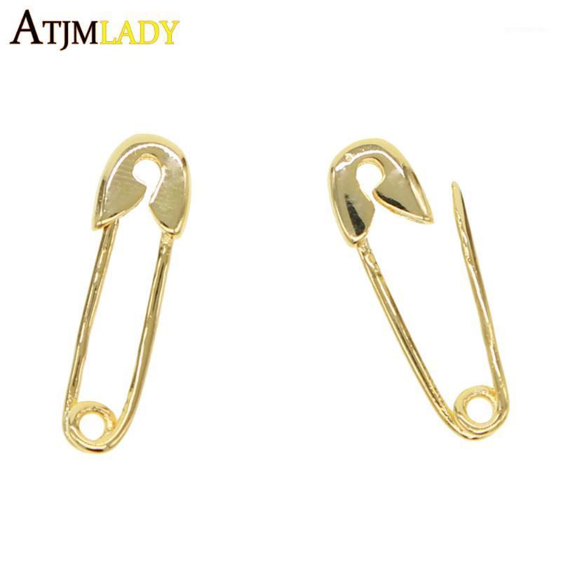new arrived gold color fashion jewelry 2020 factory wholesale unique clip high quality delicate safety pin earring for girls1
new arrived gold color fashion jewelry 2020 factory wholesale unique clip high quality delicate safety pin earring for girls1