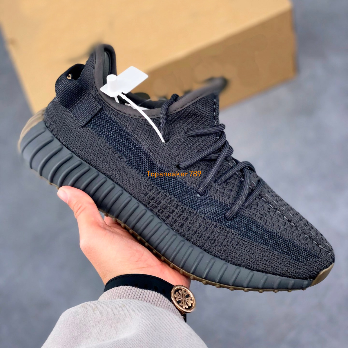 Kanye West Man shoes for mens Outdoor 3M reflective zyon yeshaya yecheil men women shoes Top Quailty designer sneakers trainers
Kanye West Man shoes for mens Outdoor 3M reflective zyon yeshaya yecheil men women shoes Top Quailty designer sneakers trainers