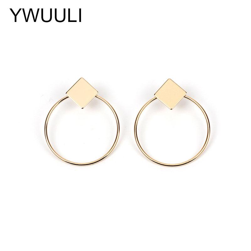 New Simple Trendy Aros Geometric Square Hoop Earrings for Women Big Round Circle Pendant Earrings Brincos Fashion Jewelry RY175
New Simple Trendy Aros Geometric Square Hoop Earrings for Women Big Round Circle Pendant Earrings Brincos Fashion Jewelry RY175