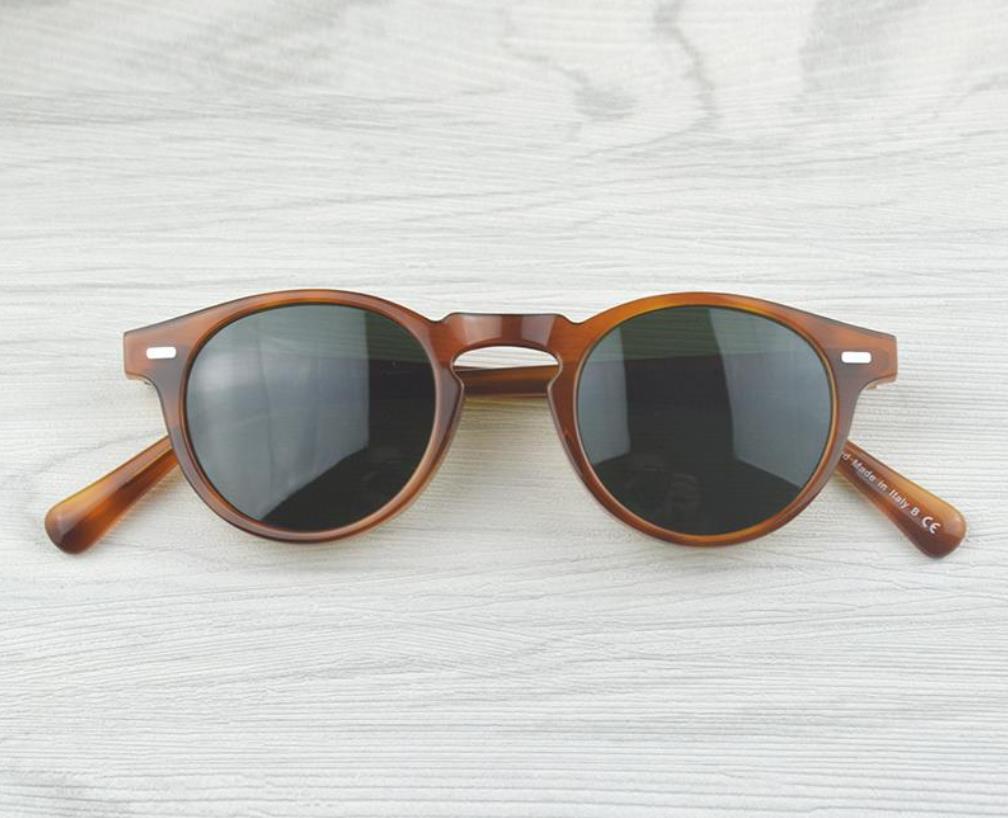 hot sale top quality ov5186 sunglasses 45mm 47mm frame Vintage men women ov 5186 Polarized lens with full package, White;black
hot sale top quality ov5186 sunglasses 45mm 47mm frame Vintage men women ov 5186 Polarized lens with full package, White;black