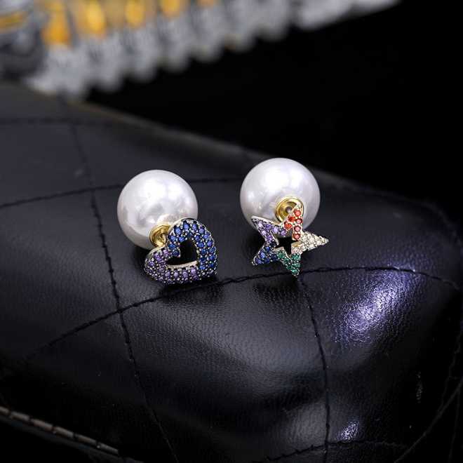 New star love micro - set color zircon pearl earrings classic temperament women's gorgeous meteor ear jewelry wedding gift
New star love micro - set color zircon pearl earrings classic temperament women's gorgeous meteor ear jewelry wedding gift