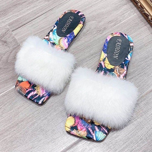 2021 New Fashion Faux Fur Women Slippers Warm Shoes Woman Winter Slippers Slip on Flip Flops Fur Slippers Female Printing Slides, Green
2021 New Fashion Faux Fur Women Slippers Warm Shoes Woman Winter Slippers Slip on Flip Flops Fur Slippers Female Printing Slides, Green