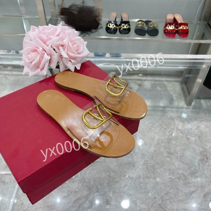 Top Quality Oblique 35-41 Technology Casual Shoes Mens Womens Outdoor Luxury Canvas Sneaker Fashion Platform Flat Breathable yh211118, Choose the color
Top Quality Oblique 35-41 Technology Casual Shoes Mens Womens Outdoor Luxury Canvas Sneaker Fashion Platform Flat Breathable yh211118, Choose the color