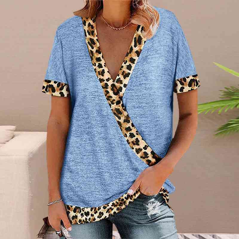 Fashion Women T Shirt Patchwork Comfortable Loose Fit Deep V Neck T-shirt Female Clothing, White
Fashion Women T Shirt Patchwork Comfortable Loose Fit Deep V Neck T-shirt Female Clothing, White