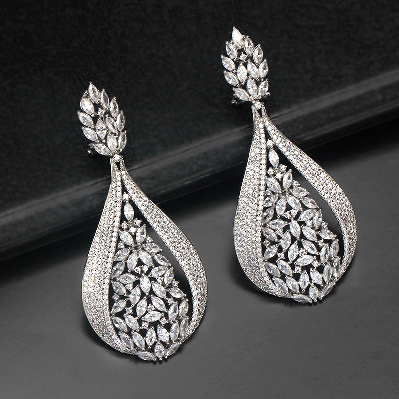 Bride Talk Luxury Fashion Women Earrings Cubic Zirconia Long Teardrop Big Water Drop Full Crystal Shiny Jewelry For Wedding
Bride Talk Luxury Fashion Women Earrings Cubic Zirconia Long Teardrop Big Water Drop Full Crystal Shiny Jewelry For Wedding