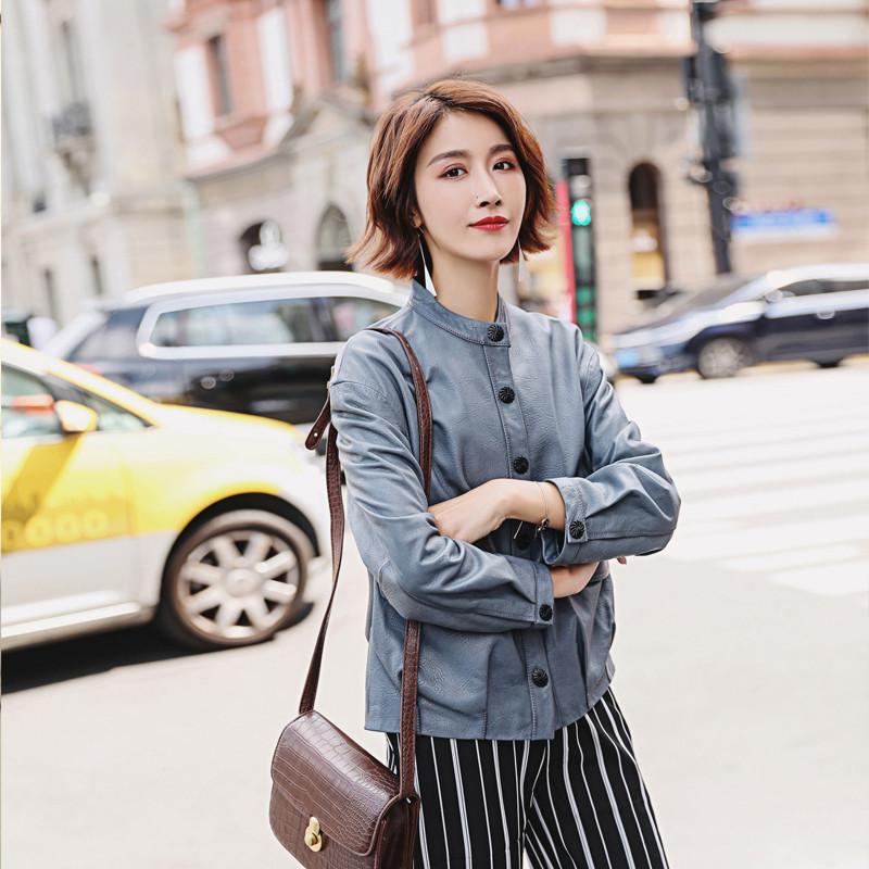 100% Real Leather Jacket Women Cascul Genuine Leather Jackets Sheepskin Coat 2020 Spring Autumn Korean Vintage Moto Coats WQT173, Blue
100% Real Leather Jacket Women Cascul Genuine Leather Jackets Sheepskin Coat 2020 Spring Autumn Korean Vintage Moto Coats WQT173, Blue