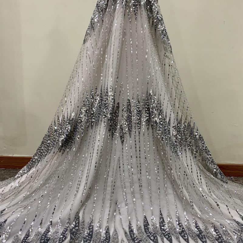 New Design Sequins Tulle Lace Fabric 2020 High Quality Material French Embroidery Nigerian Lace Fabrics For Wedding Party Dress
New Design Sequins Tulle Lace Fabric 2020 High Quality Material French Embroidery Nigerian Lace Fabrics For Wedding Party Dress