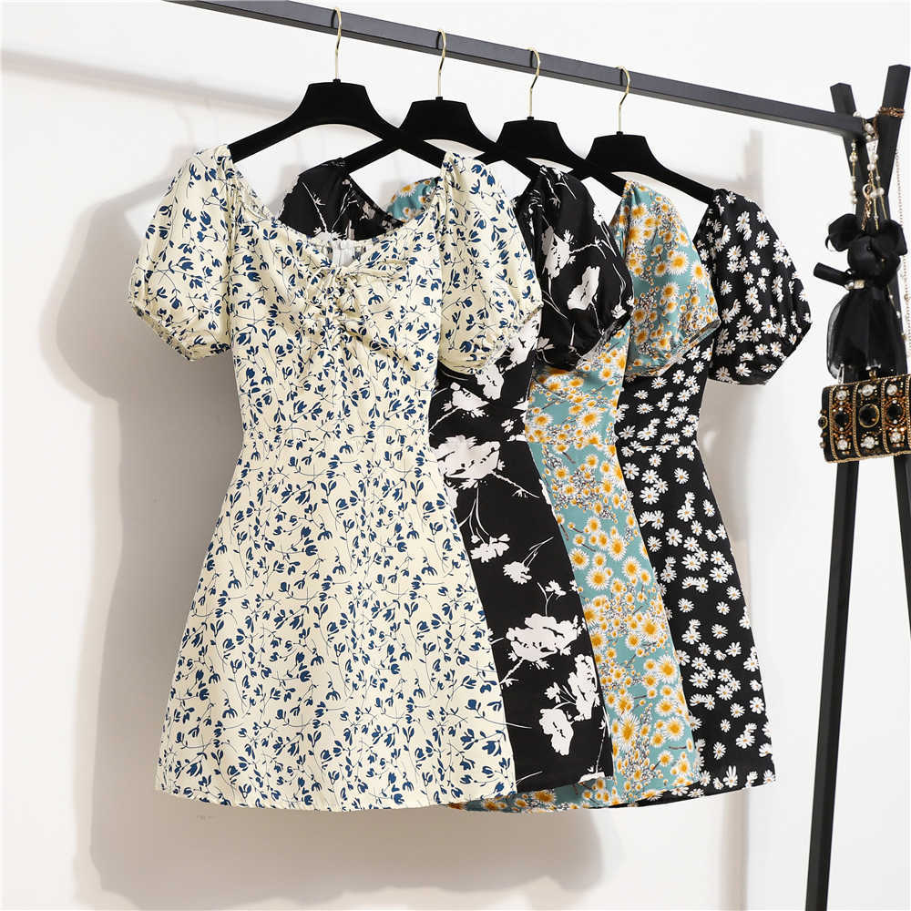 Women' Mini Sexy Dresses Summer Beach Floral Printed Shirring Pleated Elegant Short Puffy Sleeve Dress Korea Female Vestidos
Women' Mini Sexy Dresses Summer Beach Floral Printed Shirring Pleated Elegant Short Puffy Sleeve Dress Korea Female Vestidos