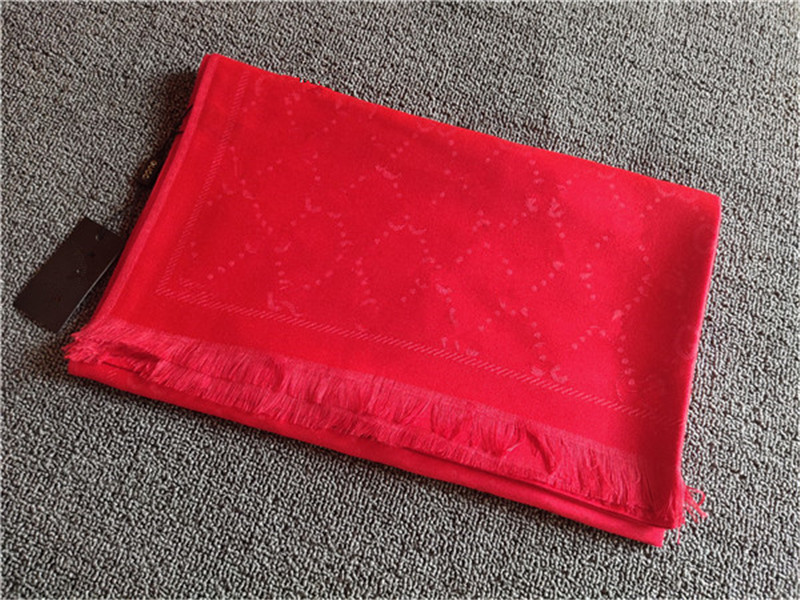 2021 promotional sales hot 10 colors warm 180*70cm scarf letter casual soft scarf shawl fashion women's scarf
2021 promotional sales hot 10 colors warm 180*70cm scarf letter casual soft scarf shawl fashion women's scarf