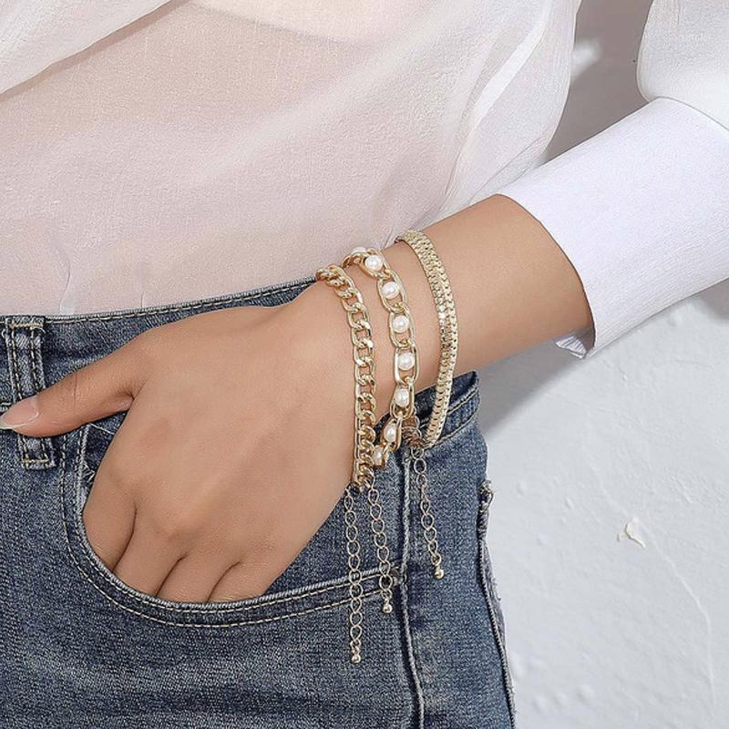 New Three-piece snake bone bracelet pearl Exquisite fashion women bracelets punk alloy bracelet for women fashion jewelry1
New Three-piece snake bone bracelet pearl Exquisite fashion women bracelets punk alloy bracelet for women fashion jewelry1