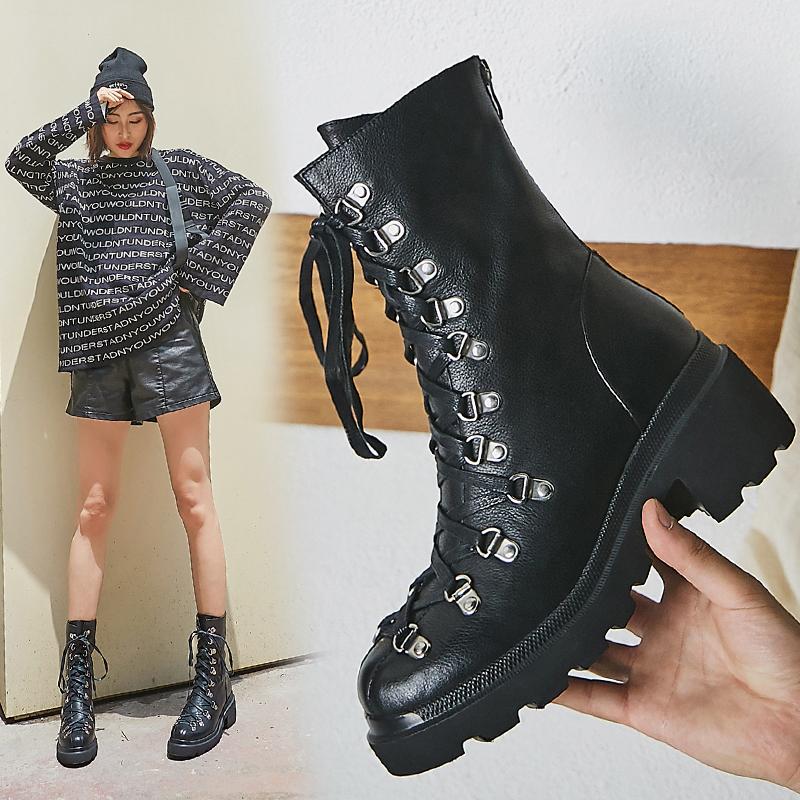 2020 New winter shoes women's ankle boots genuine leather metal decoration Motorcycle boots women's bottes femme zapatos mujer, Black
2020 New winter shoes women's ankle boots genuine leather metal decoration Motorcycle boots women's bottes femme zapatos mujer, Black