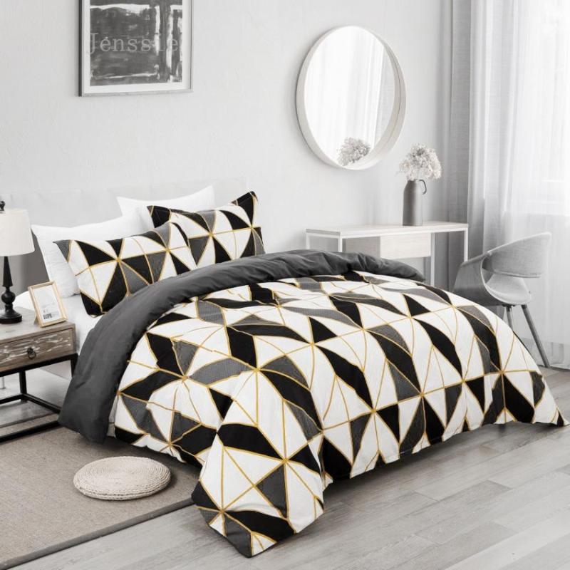 Gray Geometry Duvet Cover Bedding Set Fashion Bed Covers Single Queen King Size 2/3 pcs with Pillowcase No Sheet, As picture
Gray Geometry Duvet Cover Bedding Set Fashion Bed Covers Single Queen King Size 2/3 pcs with Pillowcase No Sheet, As picture
