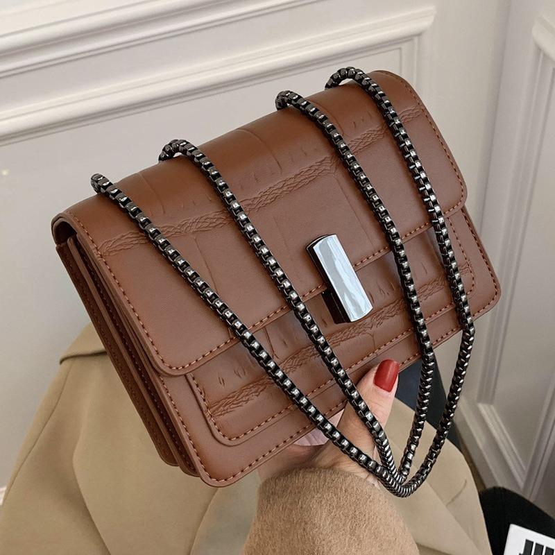 High Quality PU Leather Simple Retro Shoulder Bag Female Bag 2021 Popular New Fashion Chain Texture Student Small Square, Black
High Quality PU Leather Simple Retro Shoulder Bag Female Bag 2021 Popular New Fashion Chain Texture Student Small Square, Black