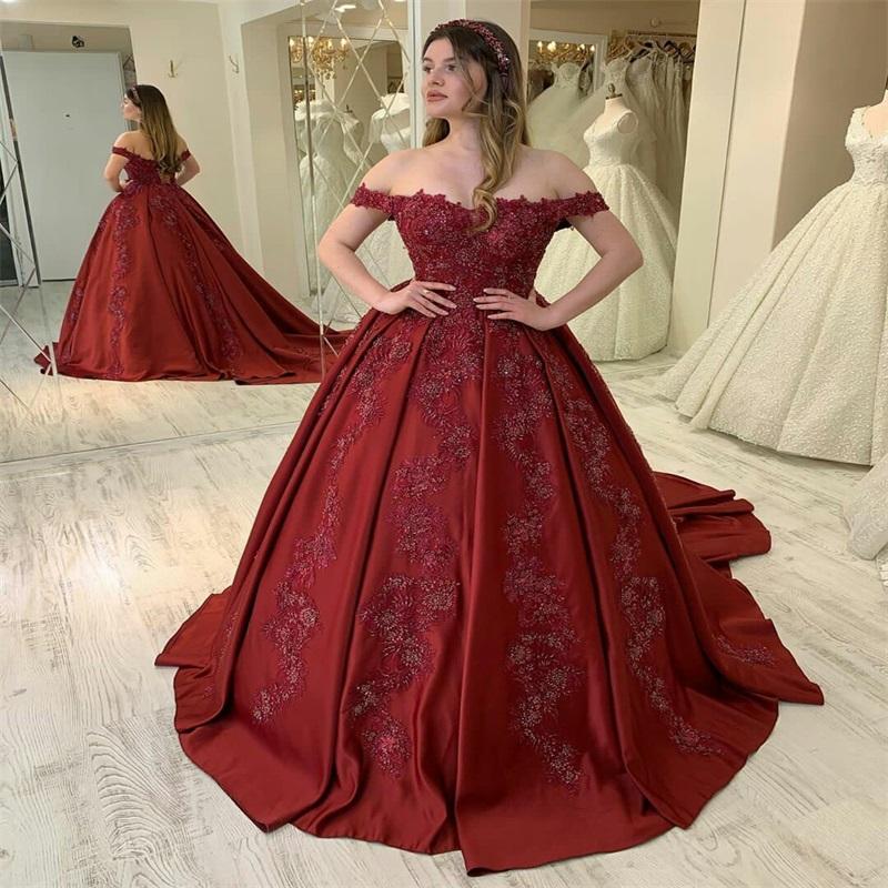 Dark Red Ball Gown Evening Dresses Off-Shoulder Sleeveless Appliqued Lace Ruched Satin Formal Prom Dress Custom Made Party Gowns P41 0510