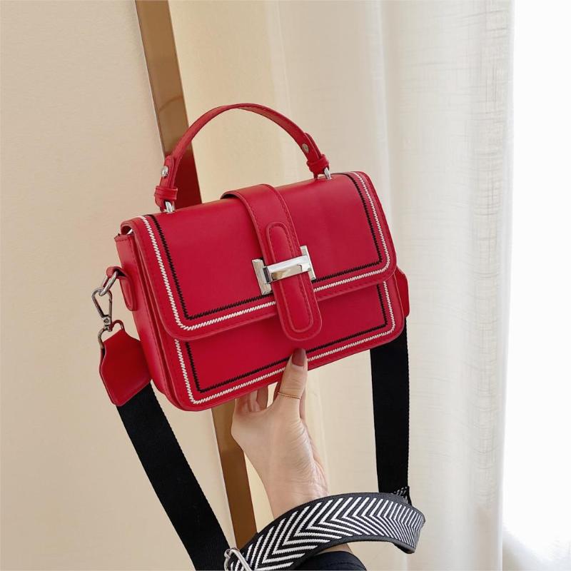 Fashion bags for women 2021 new Shoulder Bag Small Flap Crossbody Handbags High Quality Top Handle Tote ladies Messenger Bags, Black
Fashion bags for women 2021 new Shoulder Bag Small Flap Crossbody Handbags High Quality Top Handle Tote ladies Messenger Bags, Black