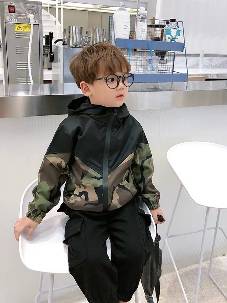 Autumn and winter little boy zipper hooded jacket cool children's camouflage jacket casual all-match little boy clothes 2 to 8 201125