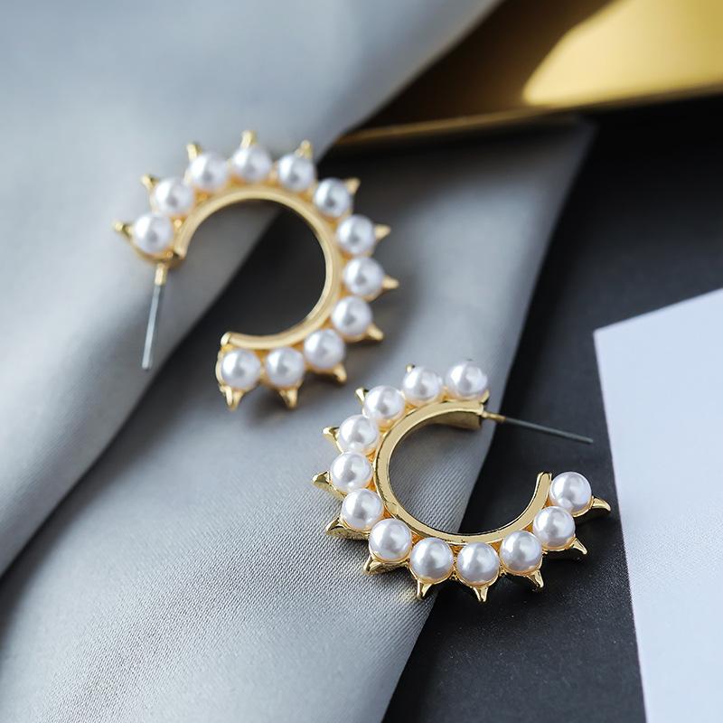 Charm 2021 Pearls Earrings Geometry Round Circle Hoop For Women Girls Wedding Party Elegant Small Jewelry
Charm 2021 Pearls Earrings Geometry Round Circle Hoop For Women Girls Wedding Party Elegant Small Jewelry