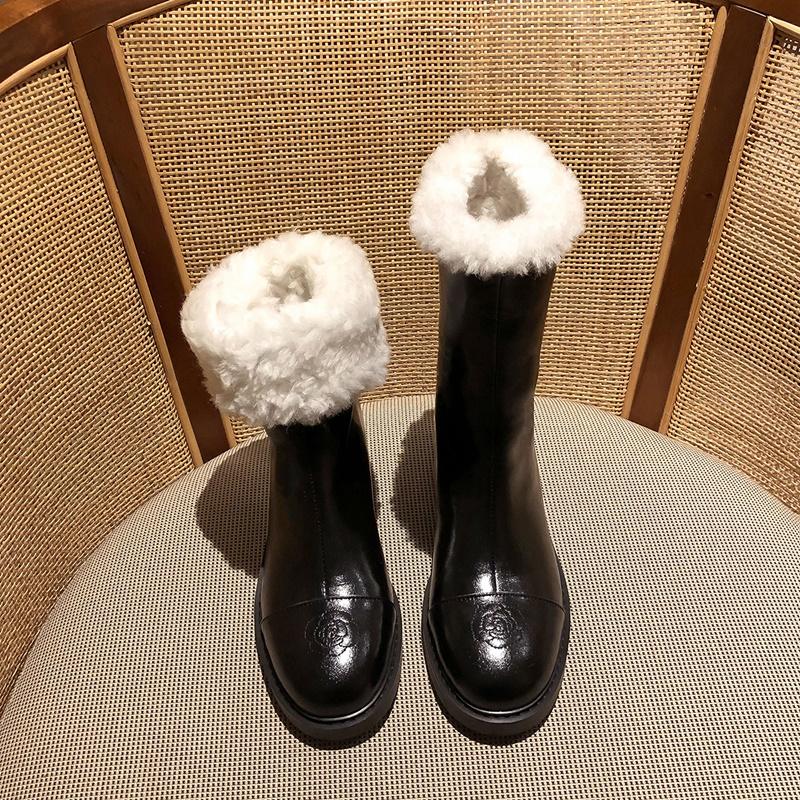 New Fashion Women cowhide Snow Boots For Winter 2020 Short Boots low heels comfortable Slip On Casual Flower Black Size 33-40
New Fashion Women cowhide Snow Boots For Winter 2020 Short Boots low heels comfortable Slip On Casual Flower Black Size 33-40