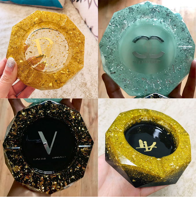 Luxurys designers Crystal glass octagonal ashtray High quality creative personality fashion exquisite craft home decoration ashtray
Luxurys designers Crystal glass octagonal ashtray High quality creative personality fashion exquisite craft home decoration ashtray
