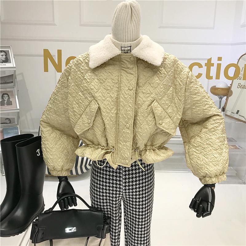 Short waist diamond Plaid Cotton Jacket Women Autumn / winter 2020 Fashion Fur collar Drawstring Pocket Thick Warm Overcoat, Black
Short waist diamond Plaid Cotton Jacket Women Autumn / winter 2020 Fashion Fur collar Drawstring Pocket Thick Warm Overcoat, Black
