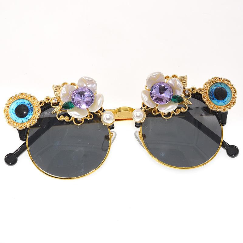 Handmade High Quality Luxury Rhinestone Sunglasses Women Flowers Party Beach Female Flower with Pearl Round Sun Glasses Shades
Handmade High Quality Luxury Rhinestone Sunglasses Women Flowers Party Beach Female Flower with Pearl Round Sun Glasses Shades