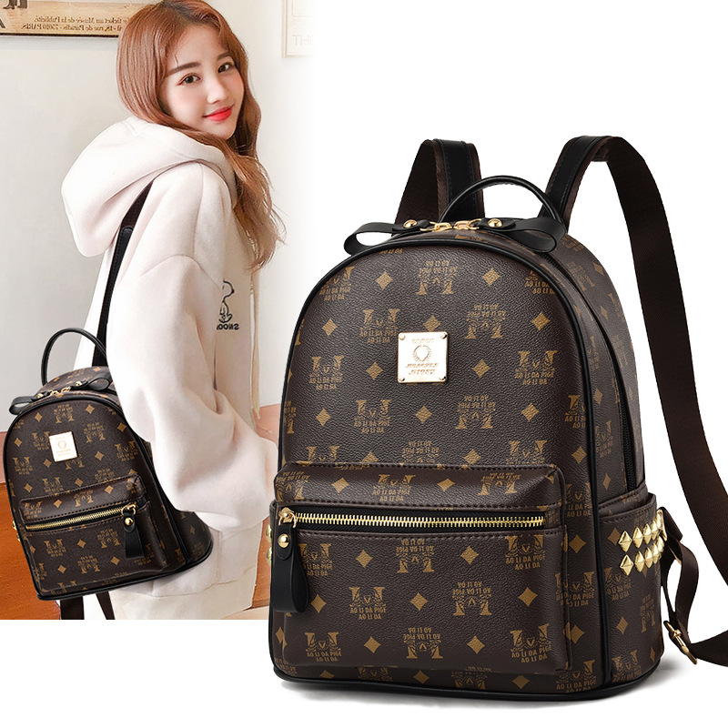 Backpack 2021 fashion Designer Flow Bag Female Large Capacity Sport&Outdoor Packs Pu Casual Lady Soft Leather Small, Backpack pendant
Backpack 2021 fashion Designer Flow Bag Female Large Capacity Sport&Outdoor Packs Pu Casual Lady Soft Leather Small, Backpack pendant