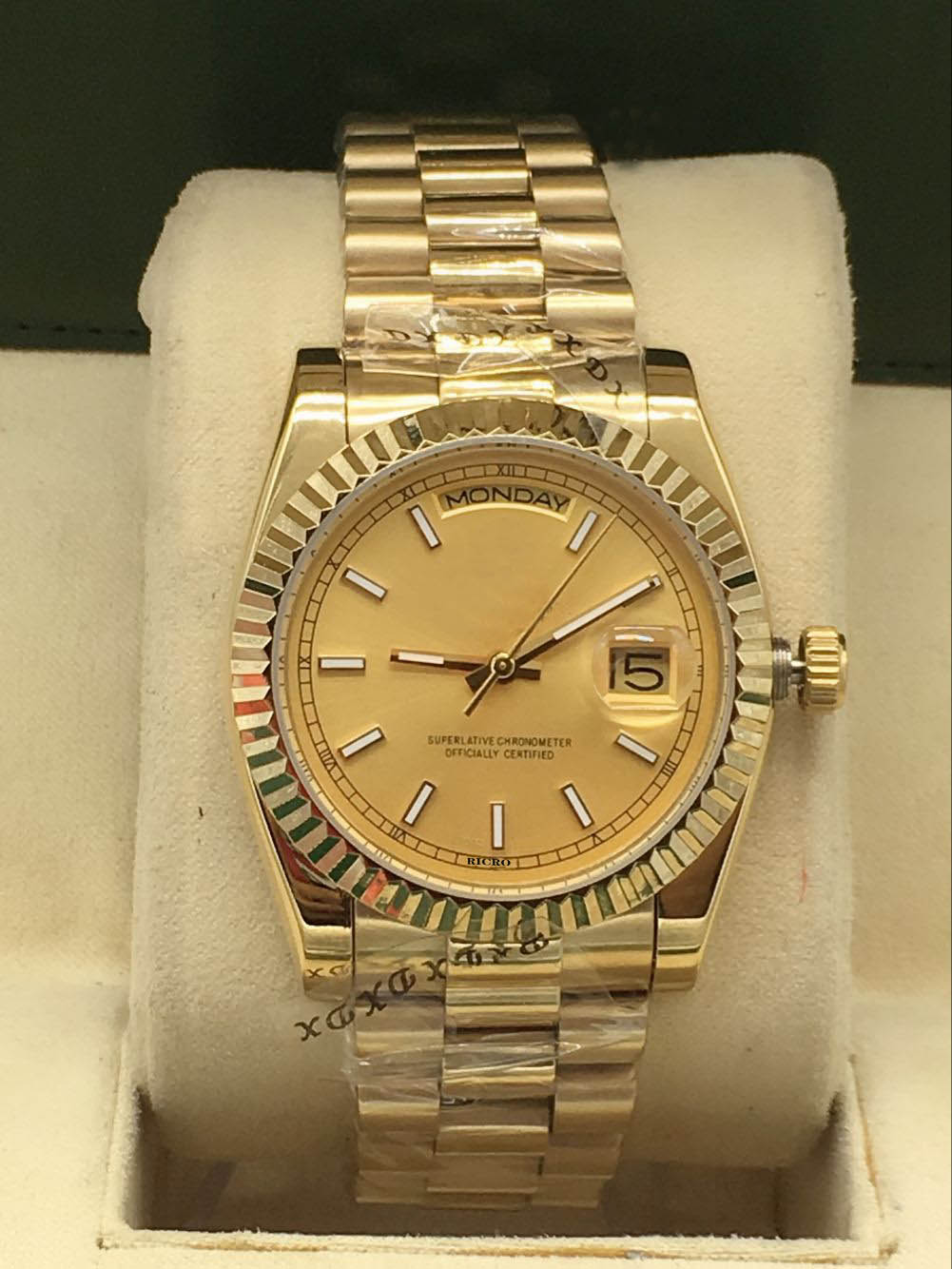 Master designer watch, men's movement watch, millennium bracelet, stainless steel dial. Folding clasp, Slivery;brown
Master designer watch, men's movement watch, millennium bracelet, stainless steel dial. Folding clasp, Slivery;brown