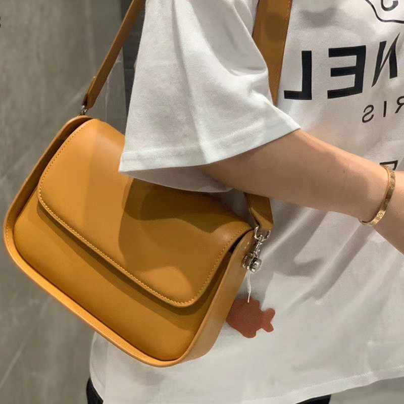 Women's solid-colored leather shoulder bags 2020 new female messenger bag little squared girl purse, Yalow
Women's solid-colored leather shoulder bags 2020 new female messenger bag little squared girl purse, Yalow