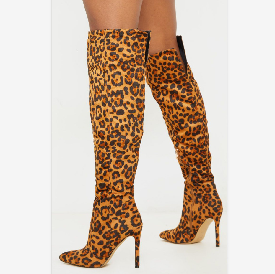 2021 Sexy Long Boots on the Standard Knee of Crocodile Herd + Patent Europe and America L1YO, Black
2021 Sexy Long Boots on the Standard Knee of Crocodile Herd + Patent Europe and America L1YO, Black