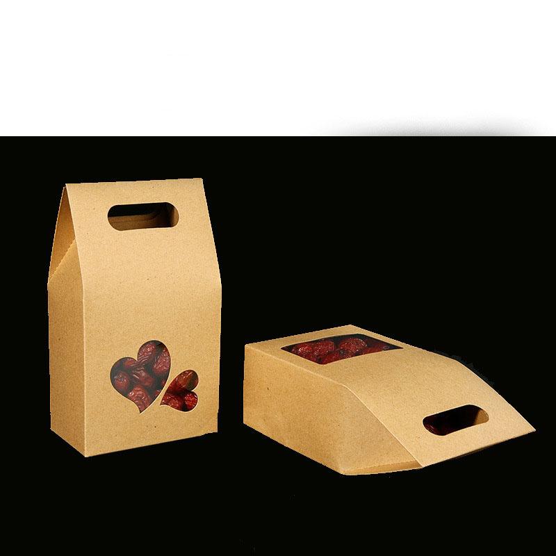 Kraft paper packaging gift box single layer window slant top insert small gift box holiday party supplies
Kraft paper packaging gift box single layer window slant top insert small gift box holiday party supplies