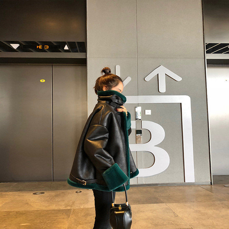 Winter Bomber Jacket Women New Stitched Lamb Fur Motorcycle Overcoats Fashion Outerwear Women Leather Jacket Winter Coats 201020