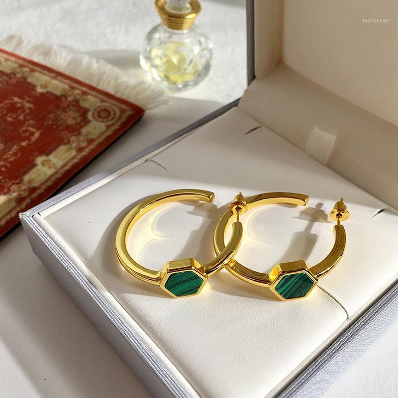 2020 new popular Japanese and Korean woman earrings fashion gift earrings large circle malachite luxury jewelry stainless steel1
2020 new popular Japanese and Korean woman earrings fashion gift earrings large circle malachite luxury jewelry stainless steel1