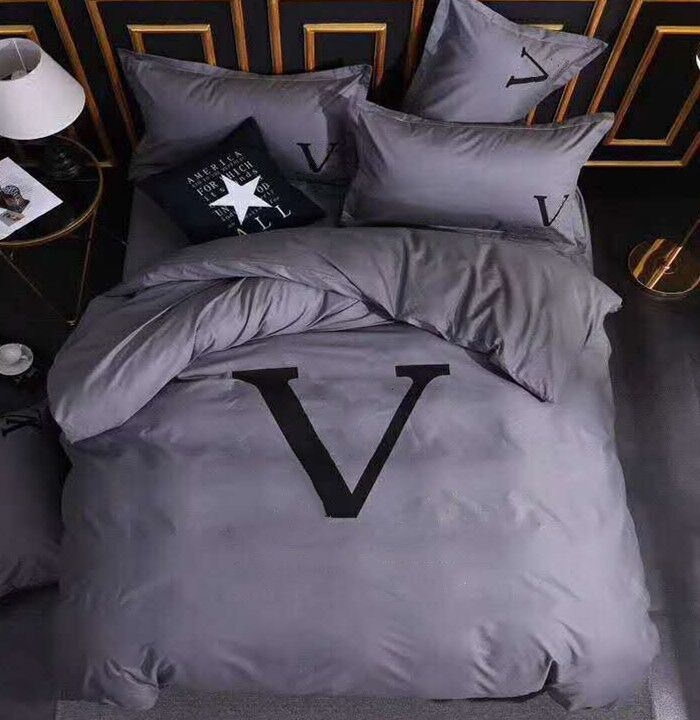 Cotton 4pcs Bedding Sets Machine Washing Letter Printed BedClothes Pillow Sheet Woven Adult Soft Size Solid Color
Cotton 4pcs Bedding Sets Machine Washing Letter Printed BedClothes Pillow Sheet Woven Adult Soft Size Solid Color
