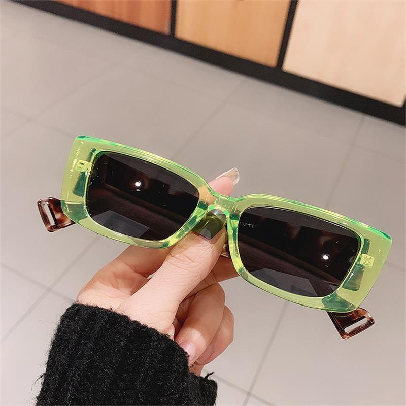 Sunglasses Square Small Frame Metal Edge Colorful Women Retro Brand Sun Glasses Men Gradient Goggles Shades Green Eyewear UV400
Sunglasses Square Small Frame Metal Edge Colorful Women Retro Brand Sun Glasses Men Gradient Goggles Shades Green Eyewear UV400