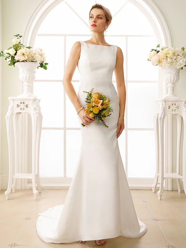 2022 Bridal Gown Trumpet Wedding Dress Bateau Neck Court Train Satin Straps Simple Backless with Cascading Ruffles Vestido De Noiva Robe De Mariage