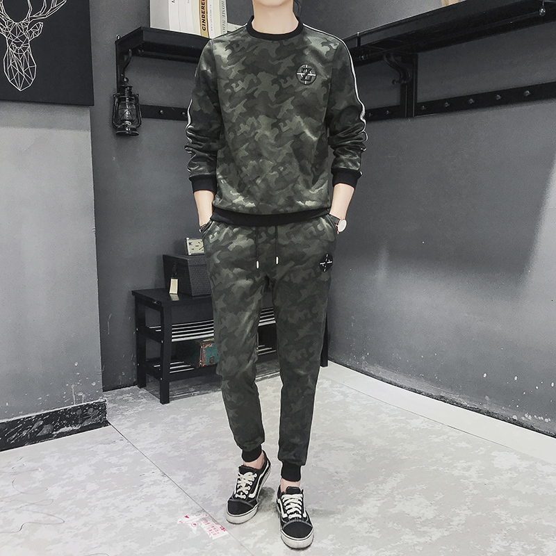 2021 New Men's Sporting Suit O-neck Fashion Casual Two Piece Set Spring Autumn Pullover Streetwear Male Jackets+pants Clothing Sets Vqag, Army green
2021 New Men's Sporting Suit O-neck Fashion Casual Two Piece Set Spring Autumn Pullover Streetwear Male Jackets+pants Clothing Sets Vqag, Army green