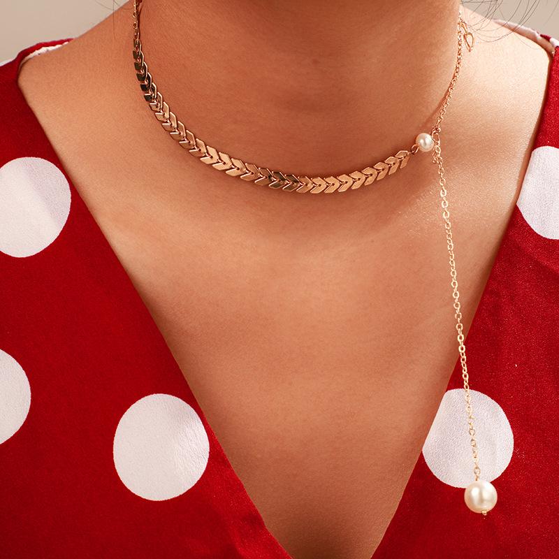 Brling New 2020 Fashion ins Chain Pendant Choker Simple arrow fish bone gold leaf pearl Necklace for women Girls Gifts Party
Brling New 2020 Fashion ins Chain Pendant Choker Simple arrow fish bone gold leaf pearl Necklace for women Girls Gifts Party