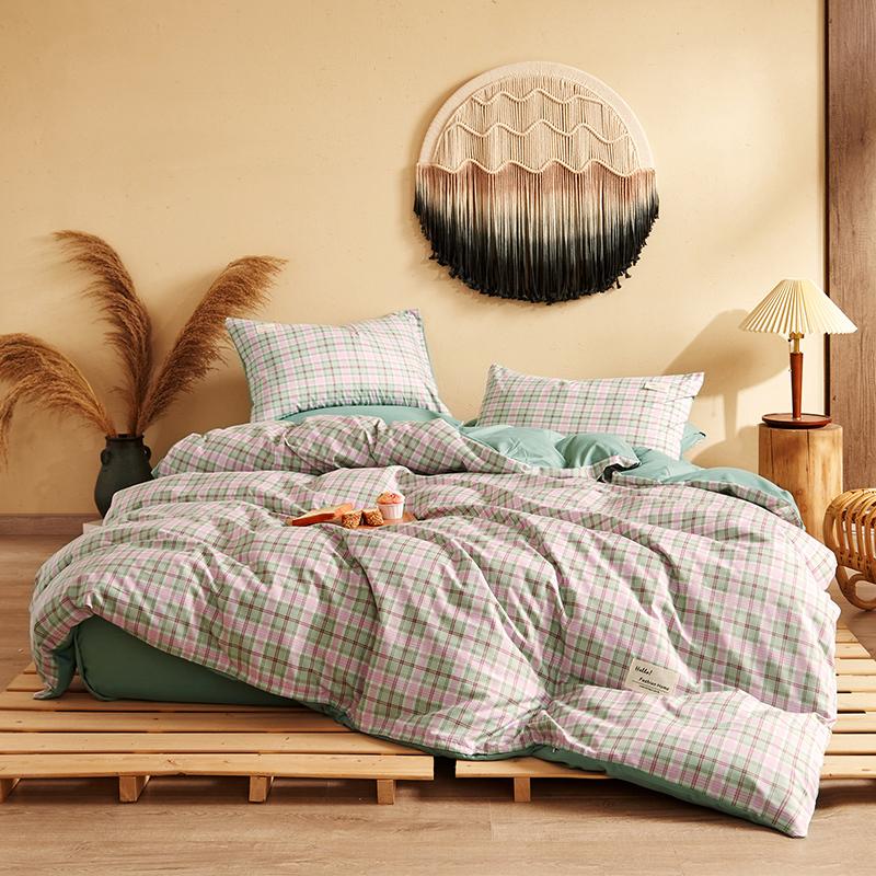 4pcs Green Pink Bedding Set Printed Bed Sheet Flat Sheet Bed Skirt Spread Cover Quilt Cover King Queen  Size 
4pcs Green Pink Bedding Set Printed Bed Sheet Flat Sheet Bed Skirt Spread Cover Quilt Cover King Queen  Size