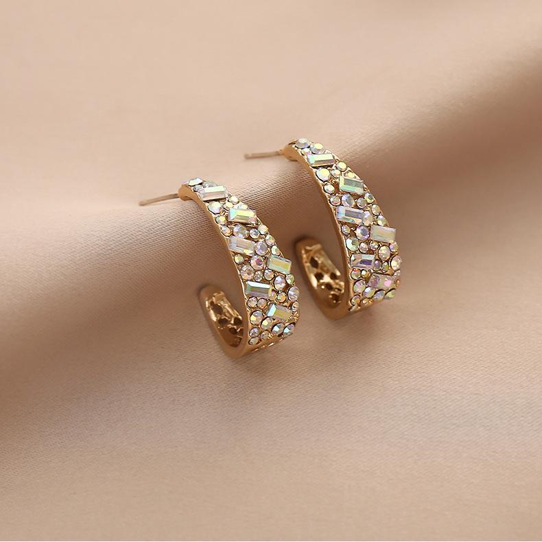 Rhinestone Geometric Earrings for Women 2020 Autumn Winter New Style Round Ear Rings Zircon S925 Needle Earing For Women Party
Rhinestone Geometric Earrings for Women 2020 Autumn Winter New Style Round Ear Rings Zircon S925 Needle Earing For Women Party