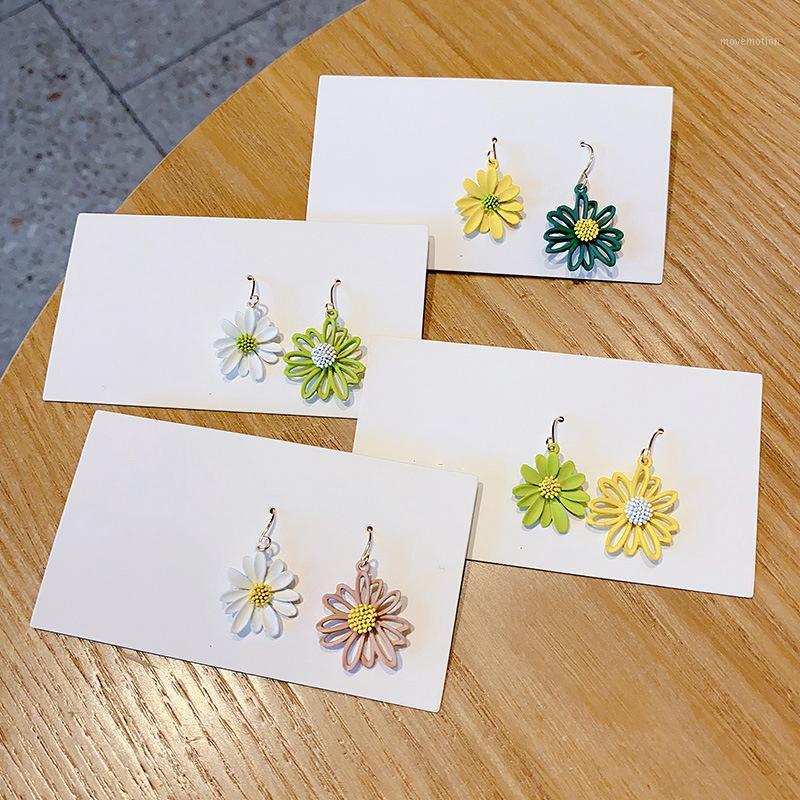 Asymmetric Contrast Color Flower Dangle Earring Korean Elegant Simple Fresh Hook Earring For Women Girl Statement Summer Jewelry1
Asymmetric Contrast Color Flower Dangle Earring Korean Elegant Simple Fresh Hook Earring For Women Girl Statement Summer Jewelry1