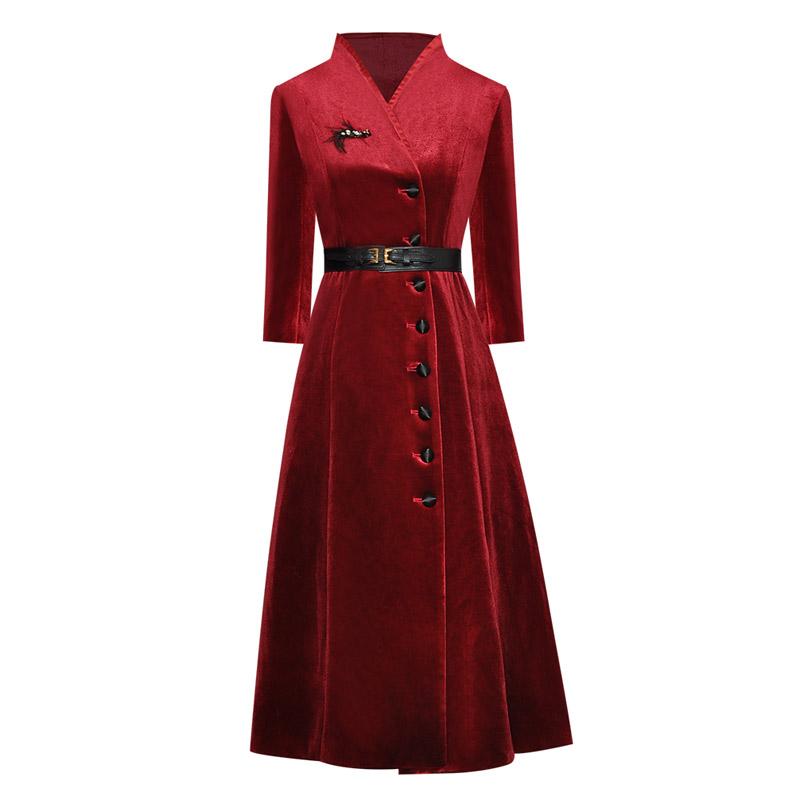 Black / Burgundy Velvet Winter Warm Dress Feather Swan Brooch V Neck 3/4 Sleeved Buckle Belted Buttons A-Line Midi Dress
Black / Burgundy Velvet Winter Warm Dress Feather Swan Brooch V Neck 3/4 Sleeved Buckle Belted Buttons A-Line Midi Dress