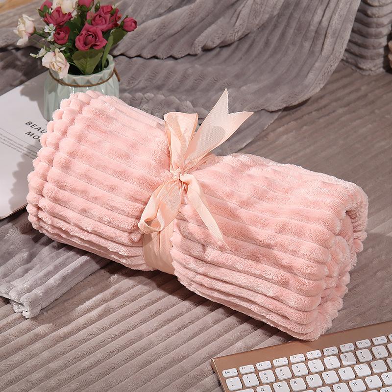 Solid Color Flannel Blanket Super Warm Soft Blankets Throw On Sofa/Bed/ Travel Air Conditioning blanket Bedspread Home Textile
Solid Color Flannel Blanket Super Warm Soft Blankets Throw On Sofa/Bed/ Travel Air Conditioning blanket Bedspread Home Textile
