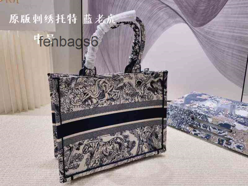 Dio Designer Christian Women Handbags Handbag Fashion Tote Luxury Brand Handbags High Quality Di Bag Tiger High-quality Crossbody, Blue-35x27cm
