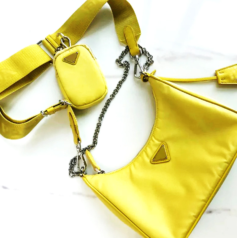 2020 Hot Solds Womens Bags Shoulder Bag Yellow nylon key chain weekend Three piece set mini bag fashion bags handbags school bags for girls, Red
2020 Hot Solds Womens Bags Shoulder Bag Yellow nylon key chain weekend Three piece set mini bag fashion bags handbags school bags for girls, Red