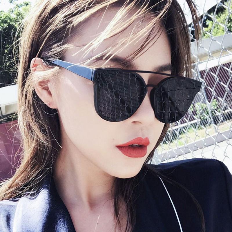 Sunglasses WOENFEL Fashion Women Sun Glasses Men Vintage Retro Designer Classic Round Frame Travel Eyeglasses
Sunglasses WOENFEL Fashion Women Sun Glasses Men Vintage Retro Designer Classic Round Frame Travel Eyeglasses